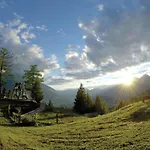 Tranquil In The Centre Of Seefeld Apartman Seefeld in Tirol