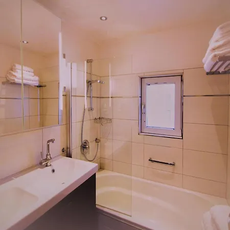 Tranquil In The Centre Of Seefeld * זיפלד אין טירול