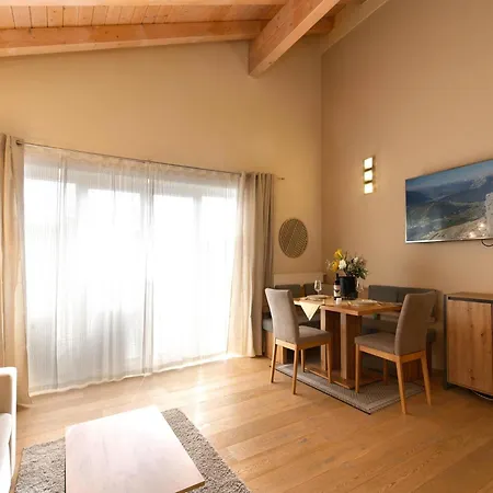 Tranquil In The Centre Of Seefeld アパート *
