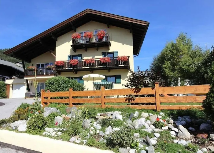 Tranquil In The Centre Of Seefeld Apartamento
