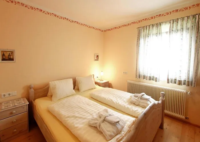 Tranquil In The Centre Of Seefeld Зеефельд в Тироле